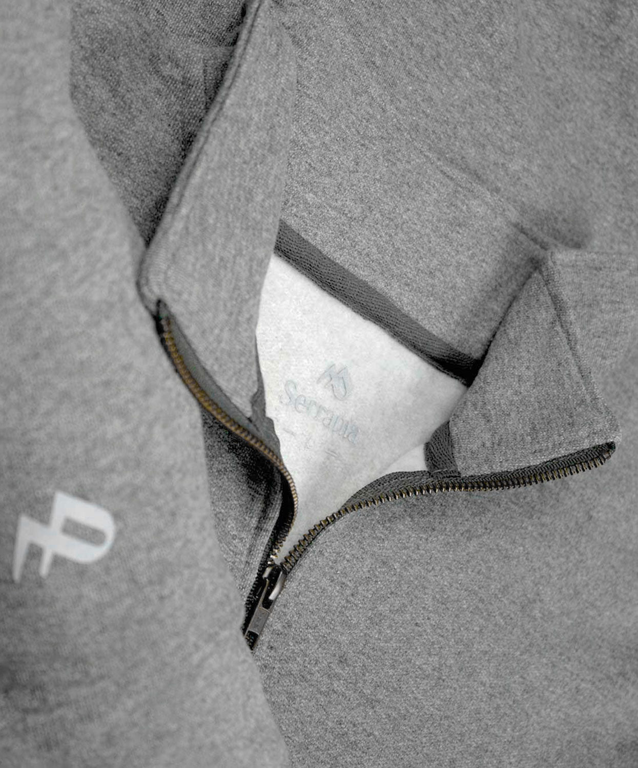 Buzo cuello alto hombre Gris Luna
