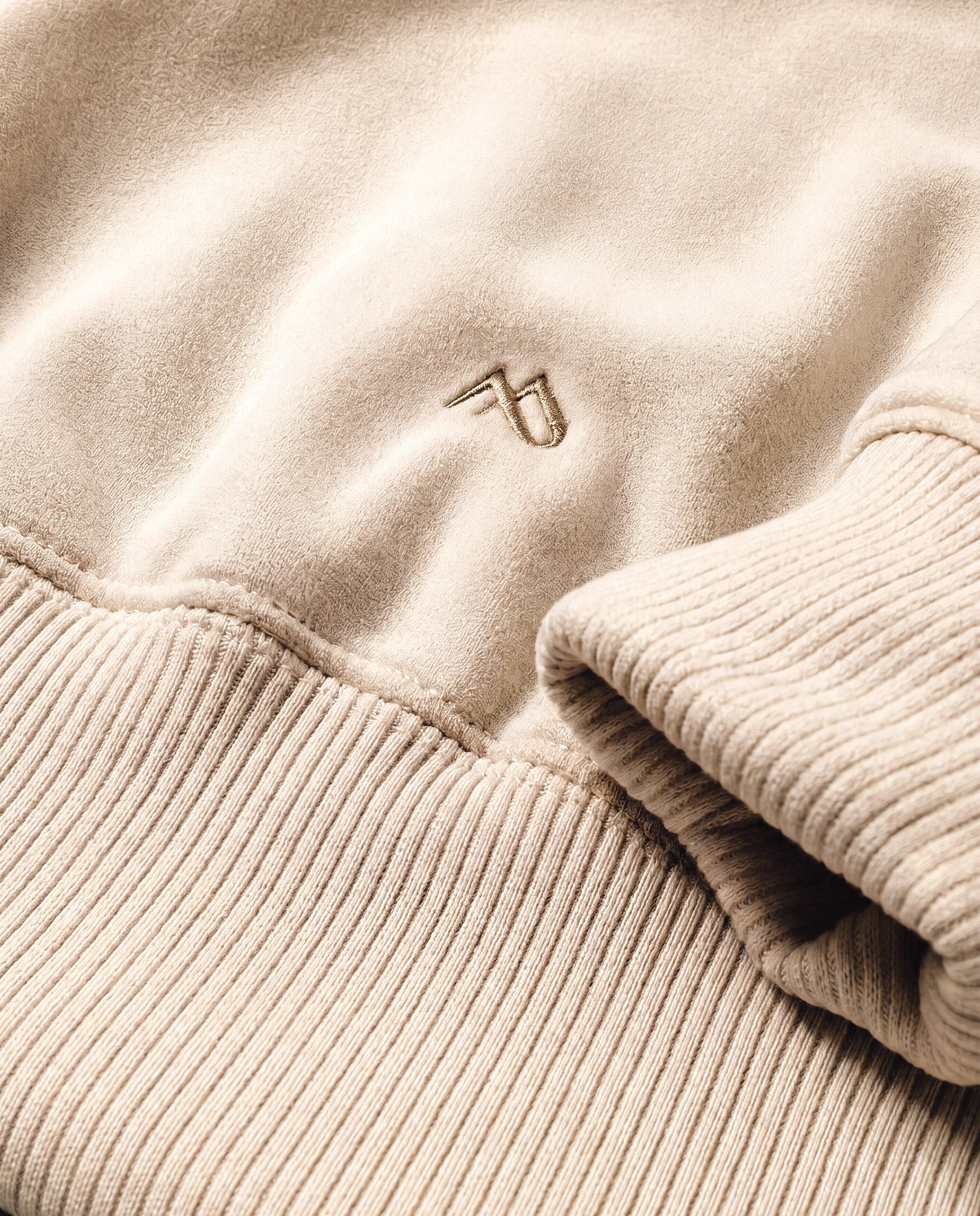 Snowy Beige